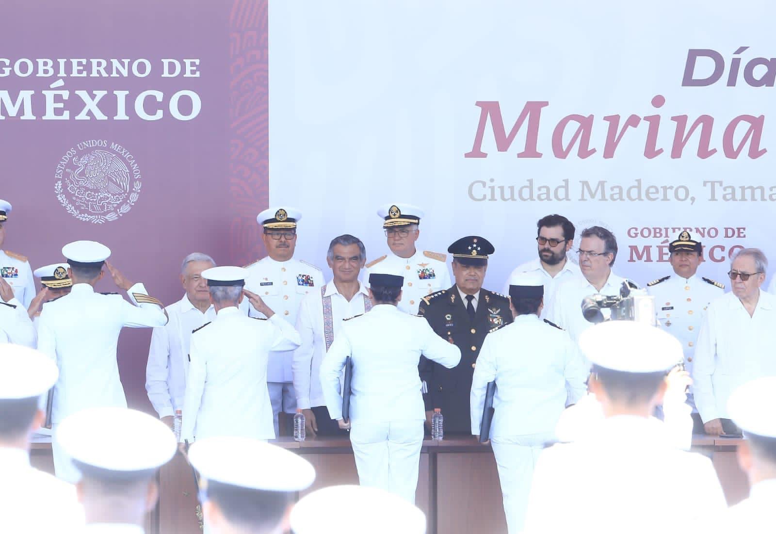 Presidente de México y gobernador de Tamaulipas conmemoran Día de la Marina en Ciudad Madero