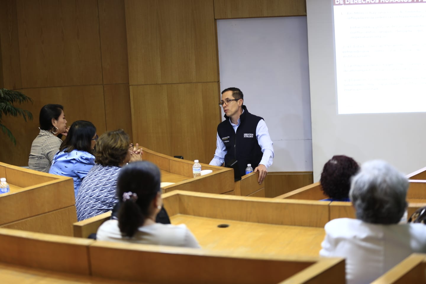 Reciben curso del Mecanismo de Protección a Periodistas y Defensores de Derechos Humanos