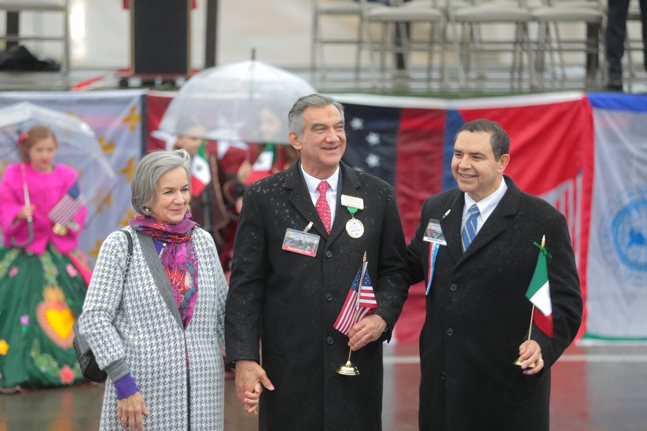 Refrendan lazos de hermandad los dos Laredos