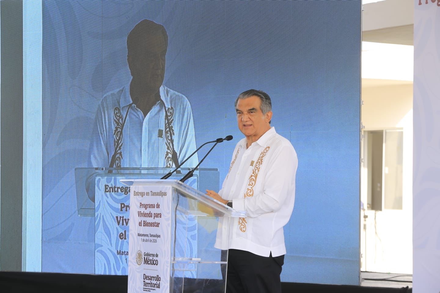 En enlace a la mañanera, presidenta Sheinbaum y Américo entregan viviendas a familias de pescadores en Tamaulipas