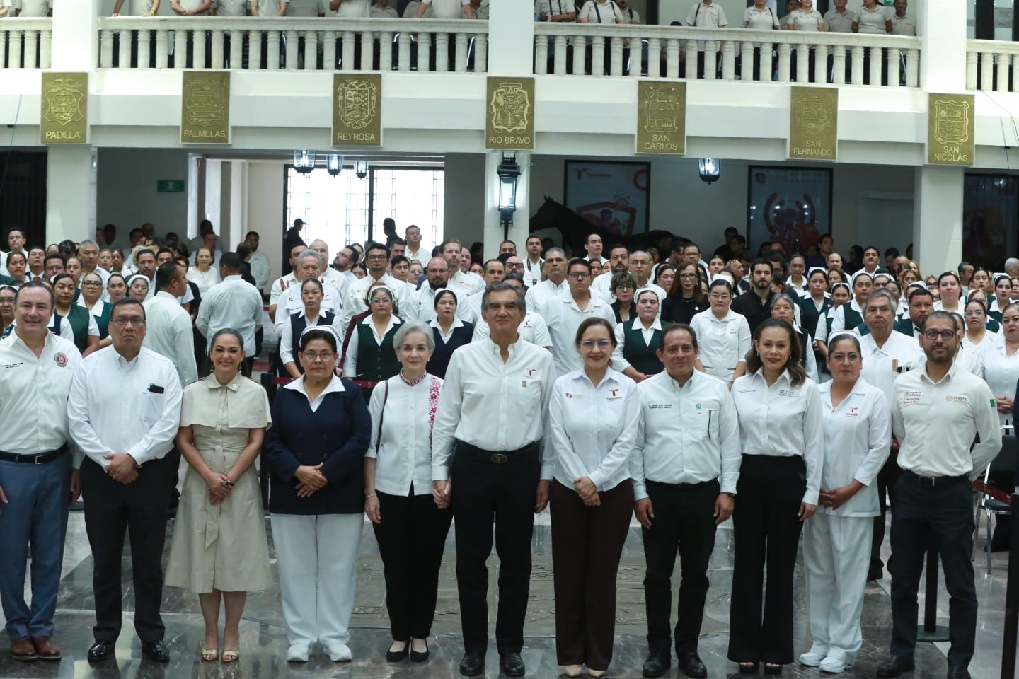Reconoce Américo a enfermeras y enfermeros como “la máxima expresión del humanismo”