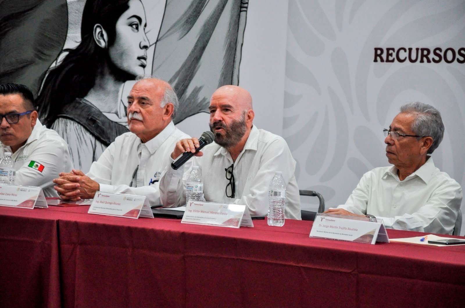 Capacitan a municipios sobre programas federales y medición de aguas nacionales
